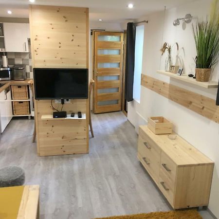 Alsóörs Modern Apartman Deluxe 게스트하우스 외부 사진