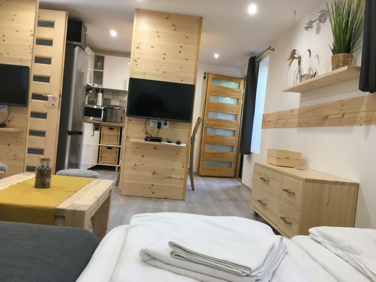 Alsóörs Modern Apartman Deluxe 게스트하우스 외부 사진